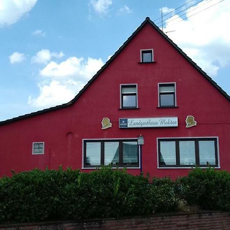 Appartamento Gaststaette Molitor Saarlouis Esterno foto